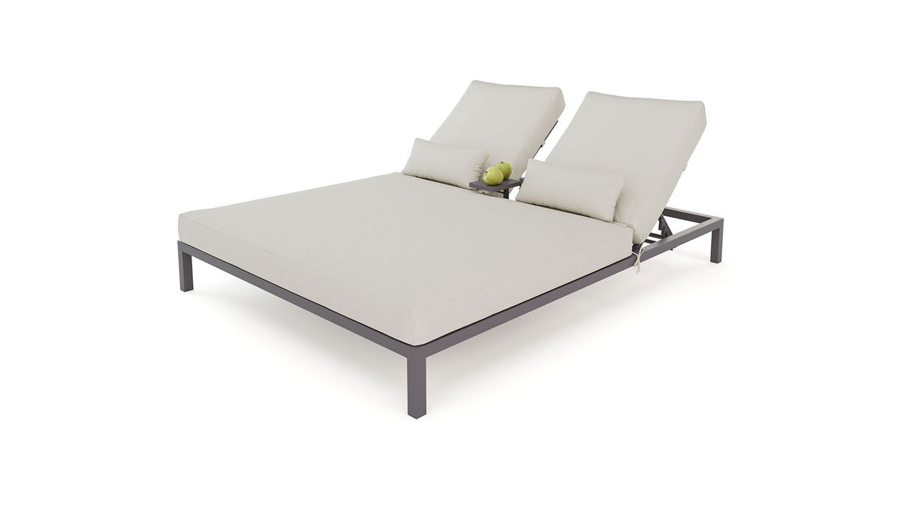Plaza Sun Lounger Plus main product photo